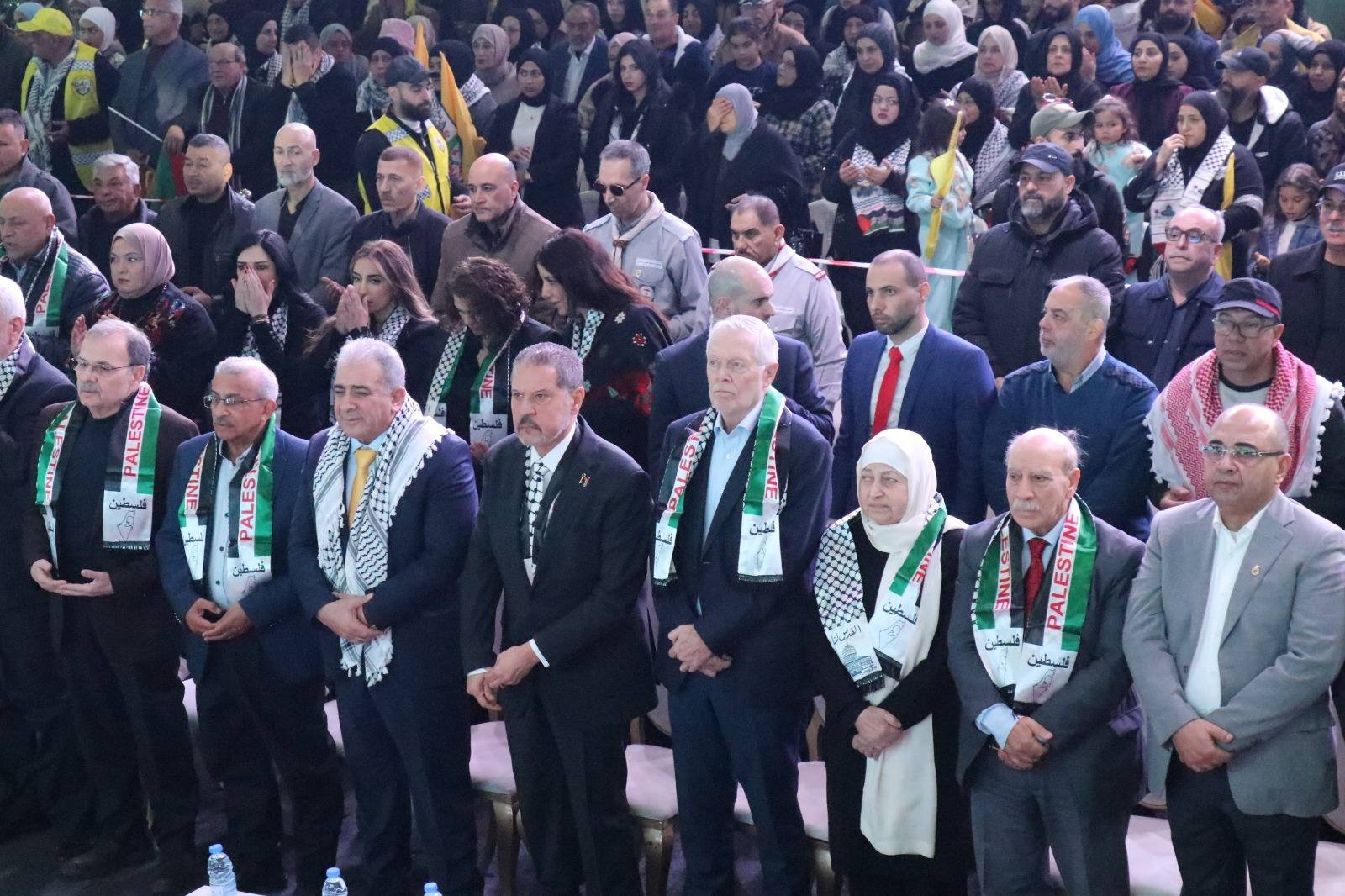 لبنان: اكثر من عشرة الاف من ابناء شعبنا يشاركون في المهرجان المركزي للذكرى الـ61 لانطلاقة الثورة الفلسطينية