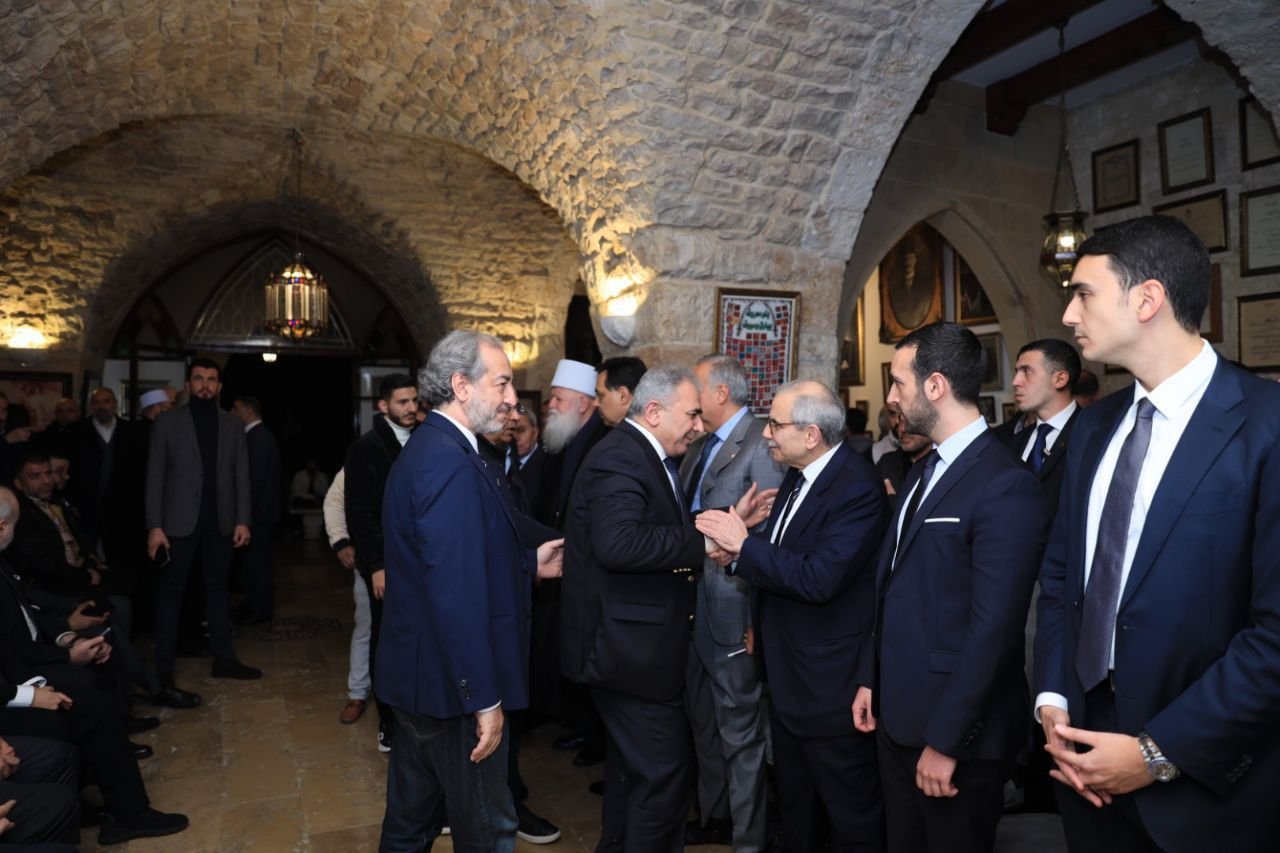 نيابة عن الرئيس: السفير الاسعد يعزي الامير طلال ارسلان بوفاة شقيقته 