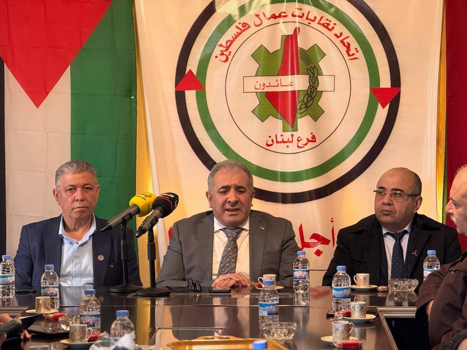 ‏السفير الاسعد يلتقي اتحاد نقابات عمال فلسطين- فرع لبنان