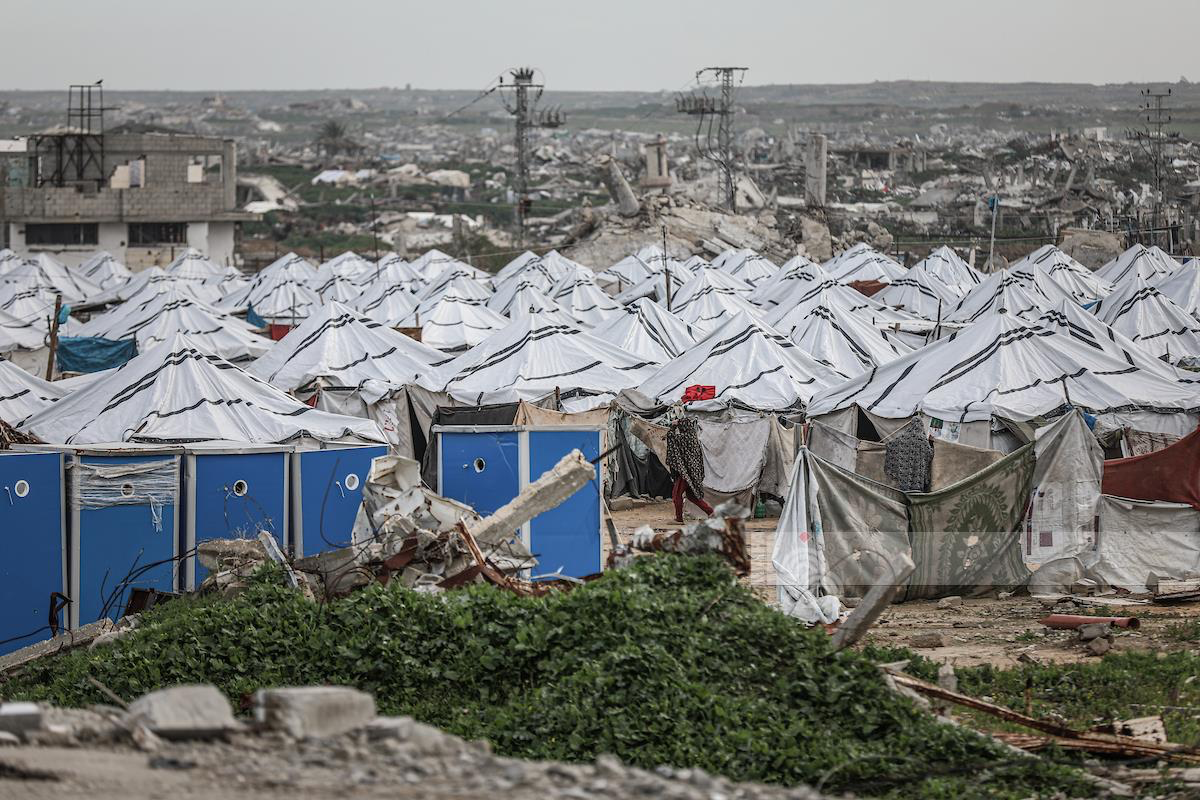 الأمم المتحدة تحذر من تصاعد مخاطر الحريق بالمخيمات في غزة