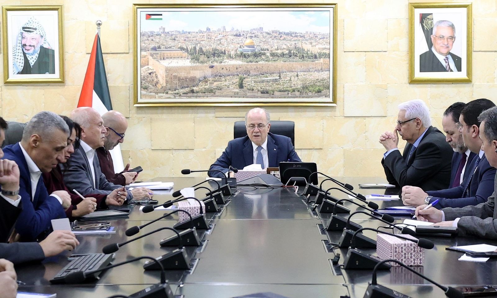 رئيس الوزراء يترأس اجتماعًا لمتابعة جاهزية المؤسسات لمواجهة التطورات الطارئة