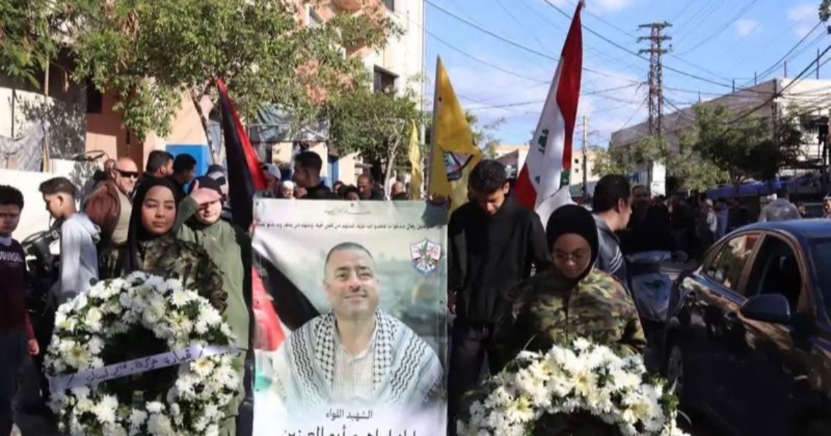 حركة “فتح” تشيع اللواء إياد العينين “أبو علي” في تجمع المعشوق بمشاركة جماهيرية واسعة