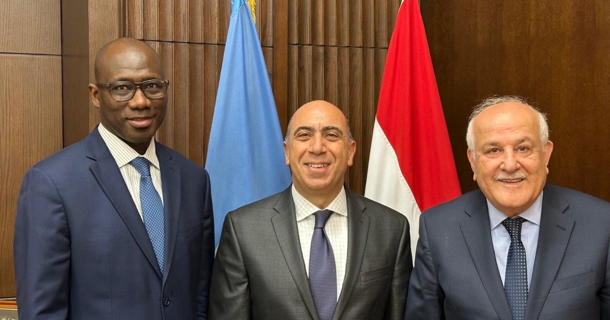 منصور يعقد لقاء مع سفيري مصر والسنغال في نيويورك