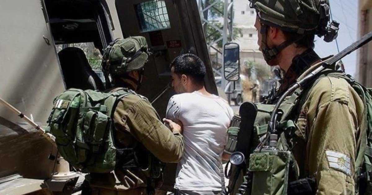 الاحتلال يعتقل شابا من منطقة باب الساهرة بالقدس