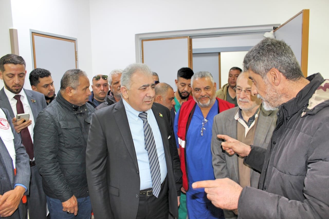 سفير دولة فلسطين في لبنان يزور مخيمات منطقة صور ويؤكد استمرار دعم صمود أبناء شعبنا في الجنوب
