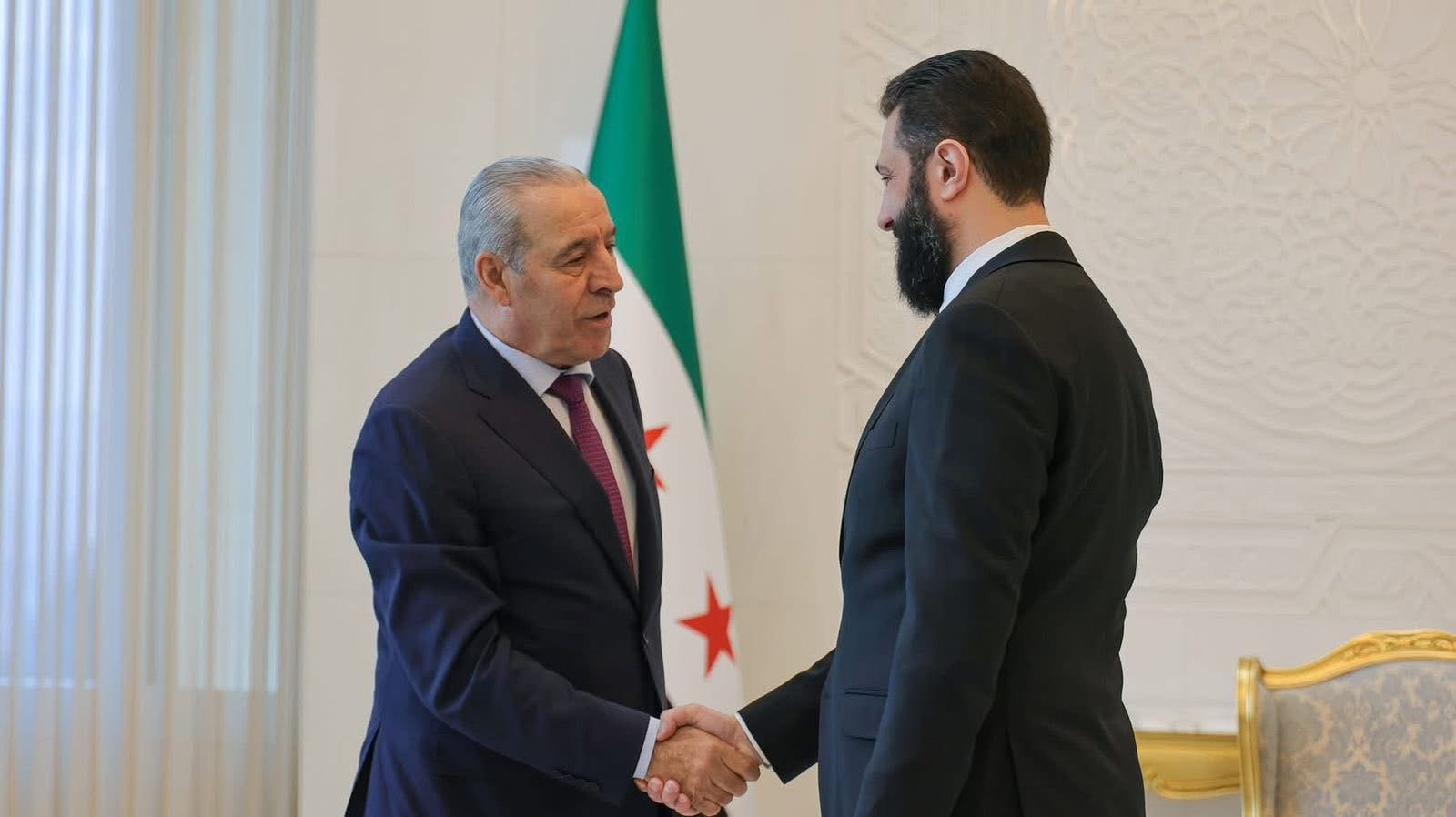 الشيخ يبحث مع الرئيس السوري آخر التطورات بالمنطقة