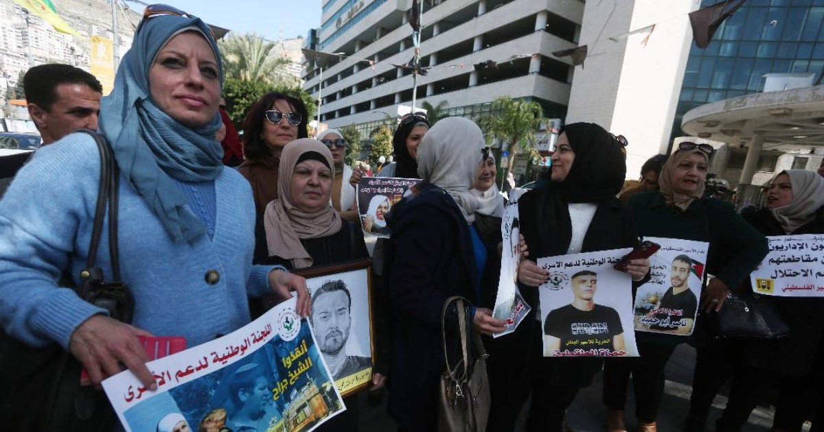 نابلس: وقفة مساندة للأسرى في سجون الاحتلال