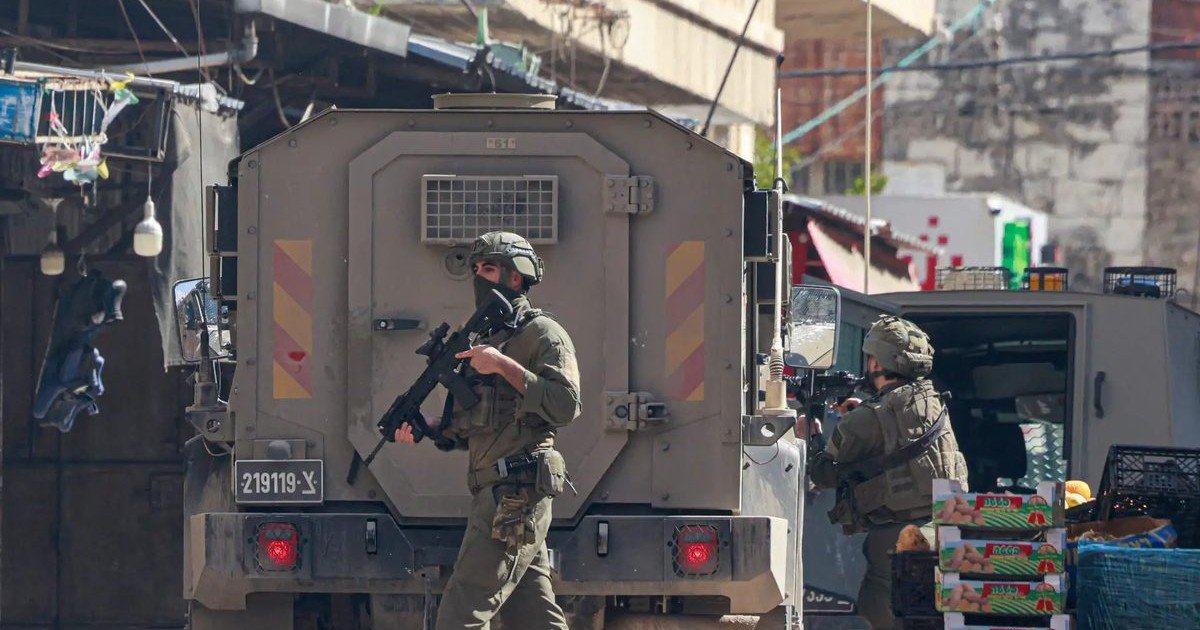 الاحتلال يعتقل شقيقين أحدهما طفل خلال اقتحام بلدة تل غرب نابلس