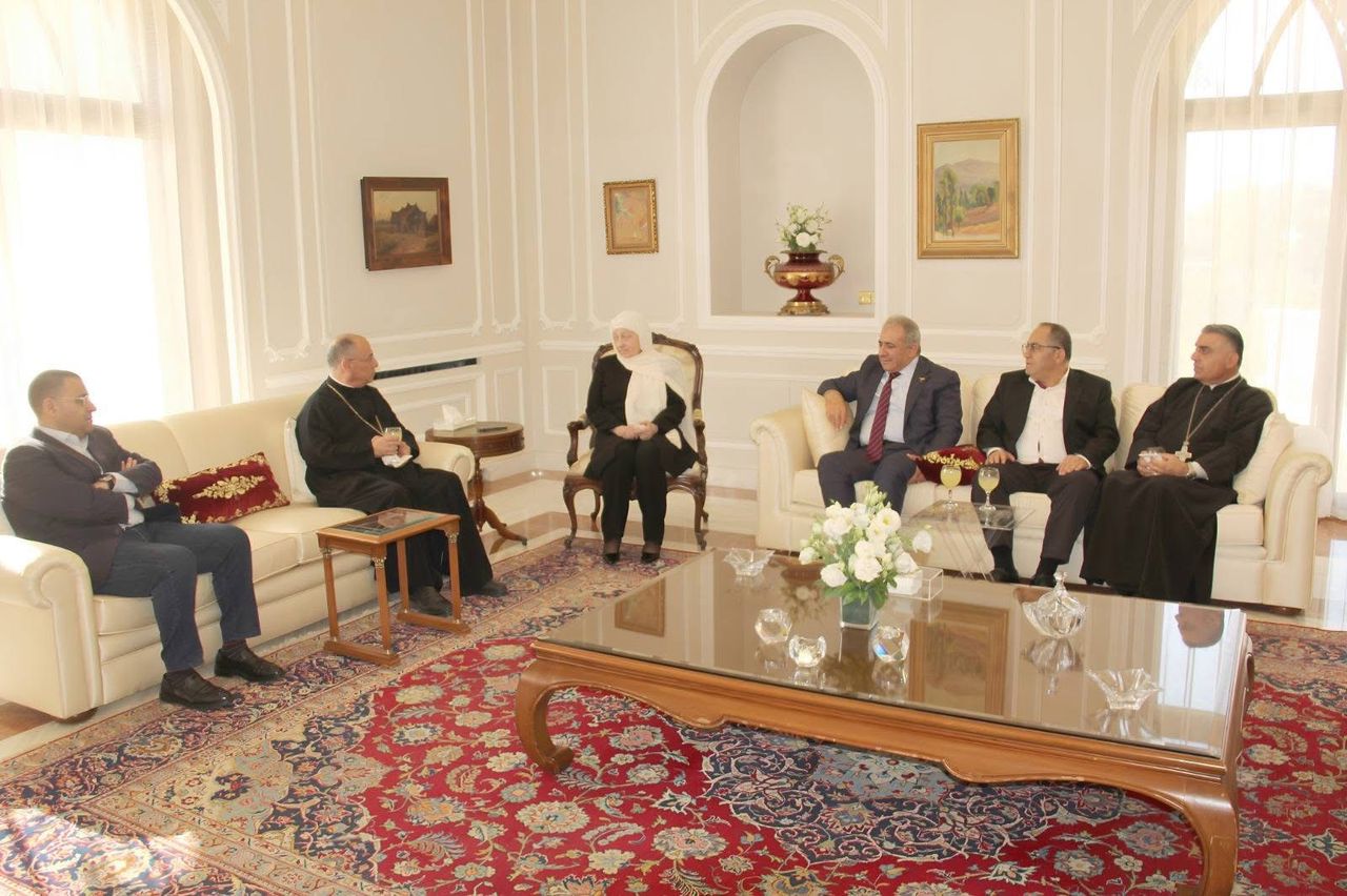 السفير الاسعد يلتقي السيدة بهية الحريري