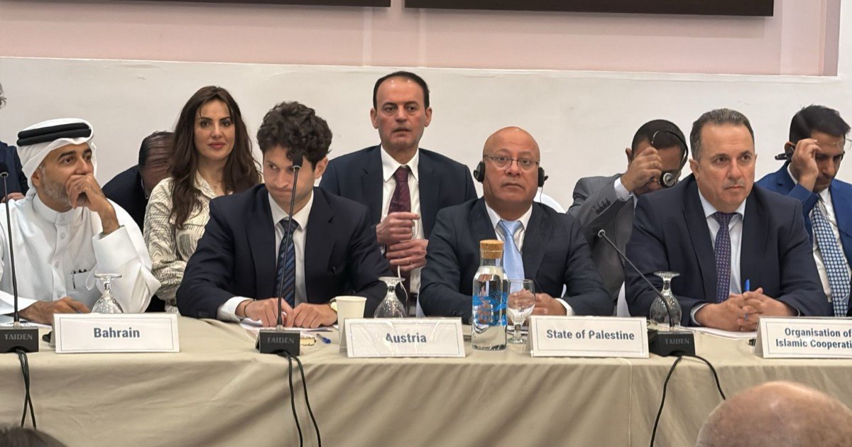 أبو هولي يطالب برفع مشروطية تمويل الأونروا ويحذر: الإجراءات التدبيرية خط أحمر لا يمكن شرعنته