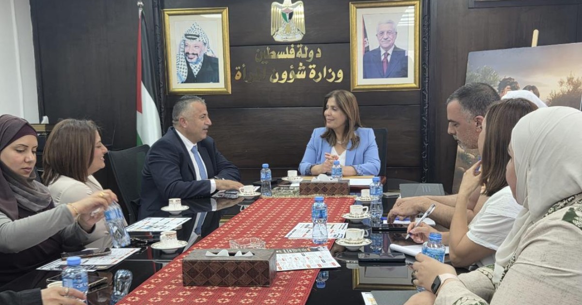 الخليلي تؤكد أهمية الشراكة مع الهيئات المحلية في تعزيز التمكين الاقتصادي للنساء