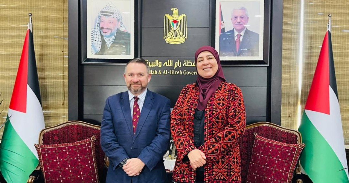 غنام تُطلع مستشار وزير الدفاع البريطاني على مجمل التطورات الفلسطينية