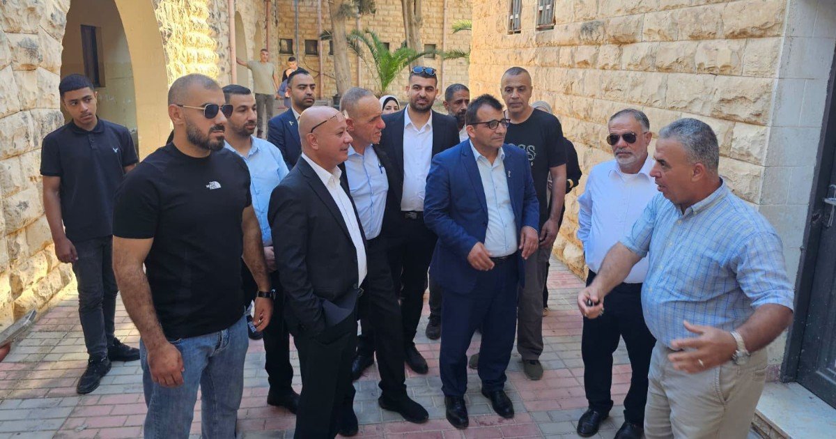 أبو هولي يجري جولة تفقدية في جنين وطوباس ويؤكد: حماية المخيمات وتعزيز صمود اللاجئين أولوية وطنية