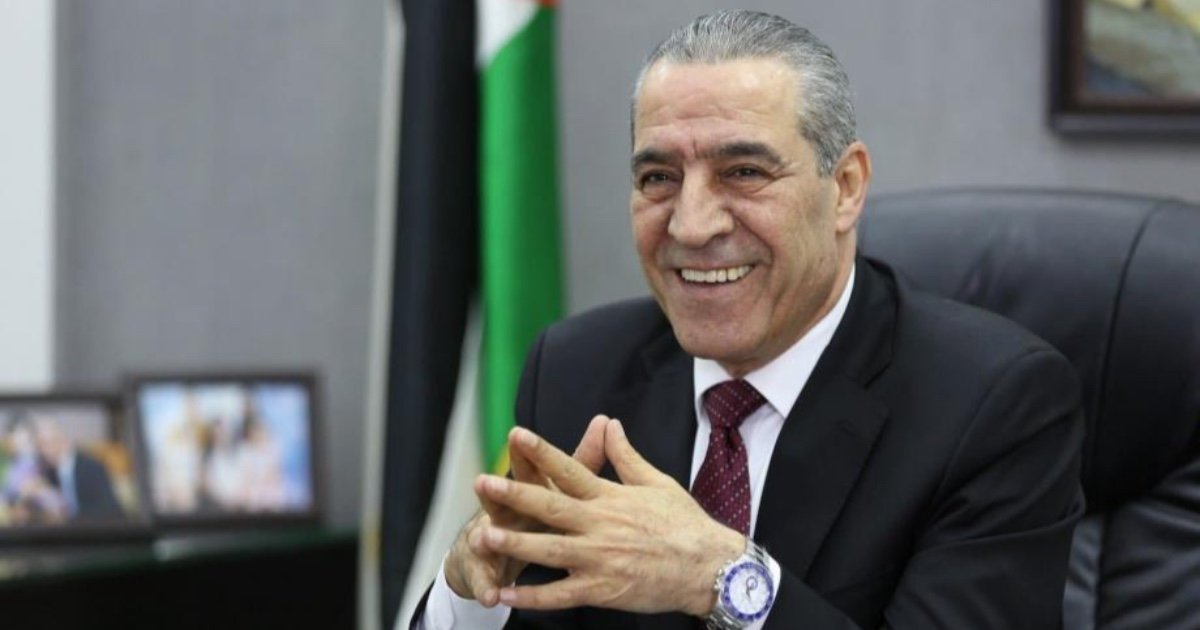 الشيخ يعزي أمير قطر بوفاة الأمير الوالد حمد بن خليفة آل ثاني