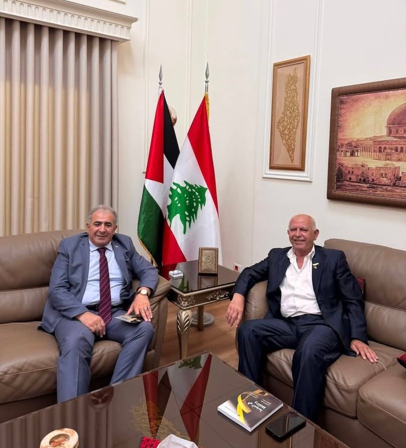 السفير الأسعد يستقبل عضو اللجنة المركزية للجبهة الديمقراطية الأخ عبد الله كامل
