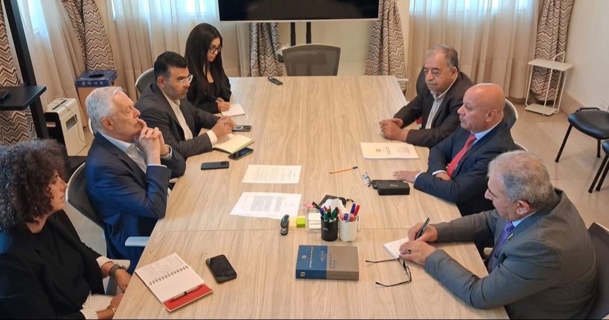 The Lebanese-Palestinian Dialogue Committee receives a Palestinian delegation