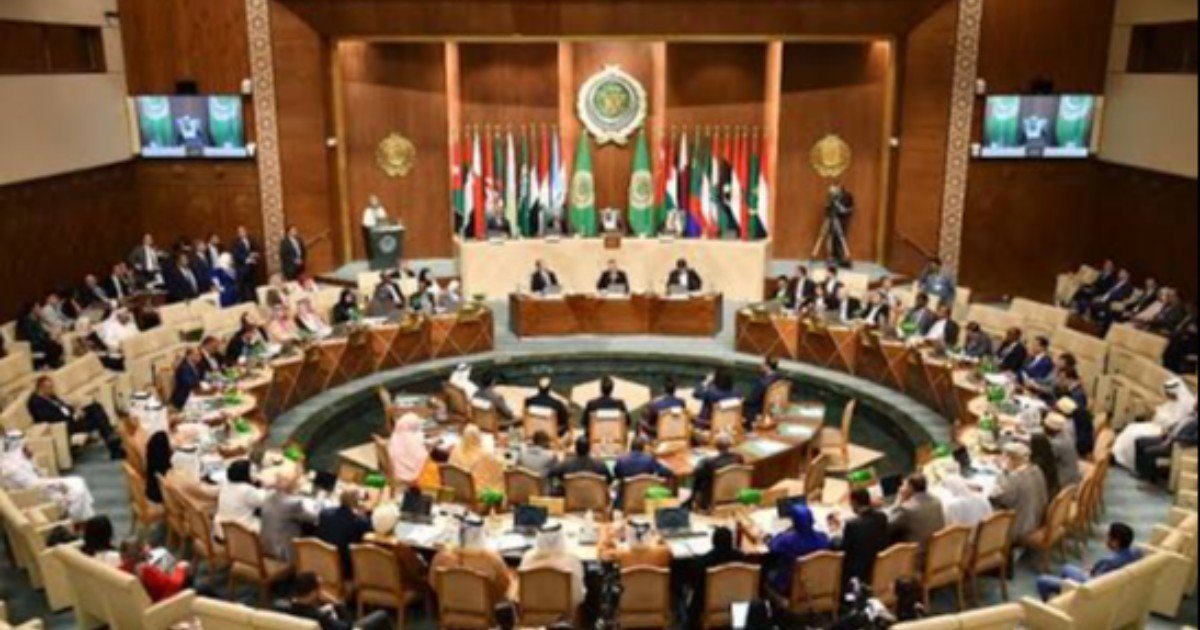 رئيس البرلمان العربي يدين رفض الاحتلال خطة الرئيس ترمب