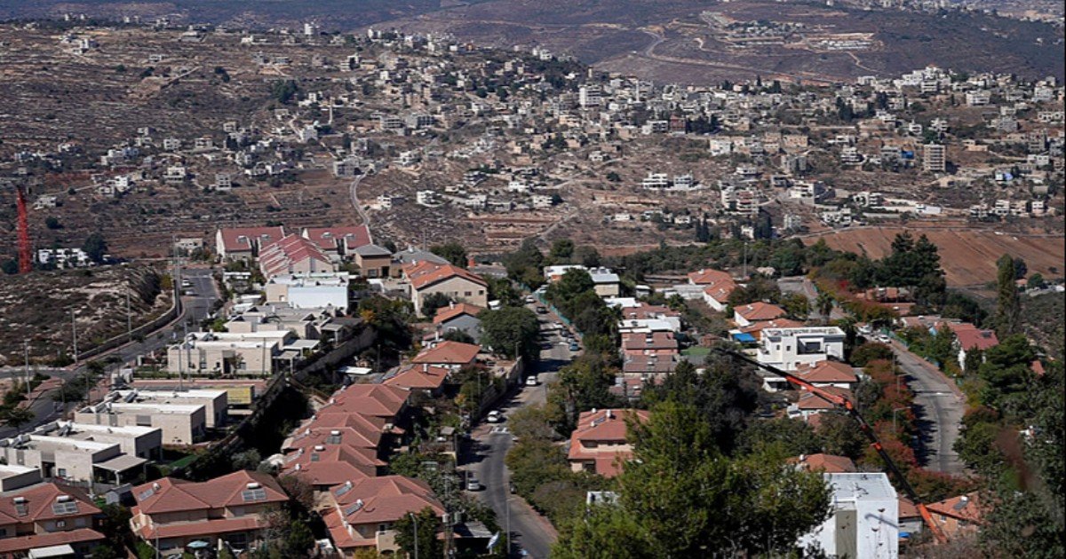 بريطانيا تتجه لحظر منتجات المستعمرات وفرض عقوبات أوسع على الاحتلال الإسرائيلي