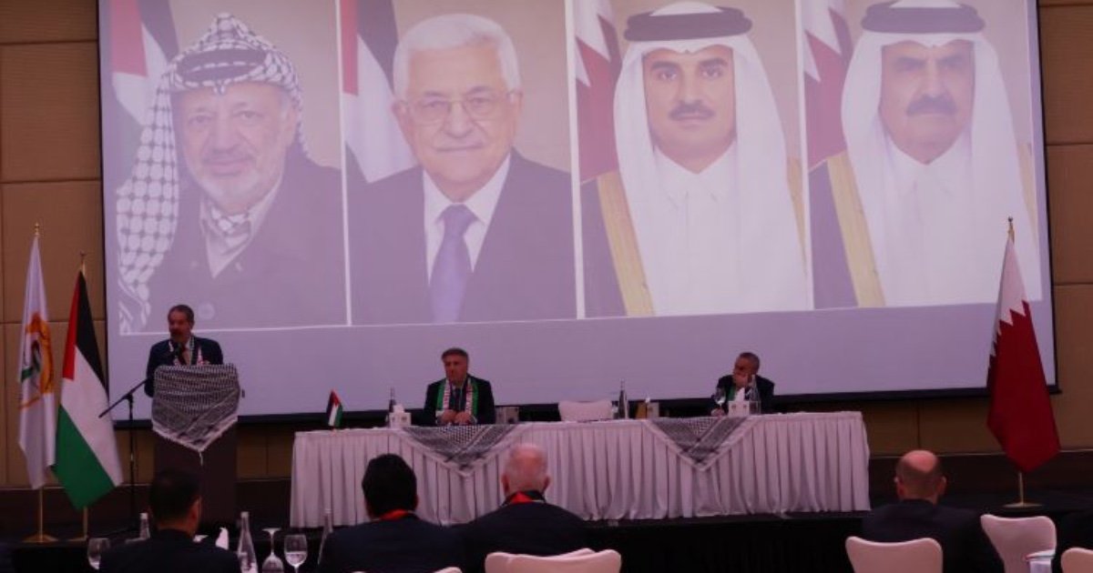الرئيس يهنئ الفائزين بعضوية المجلس الوطني الجديد ممثلين عن الجالية الفلسطينية في قطر