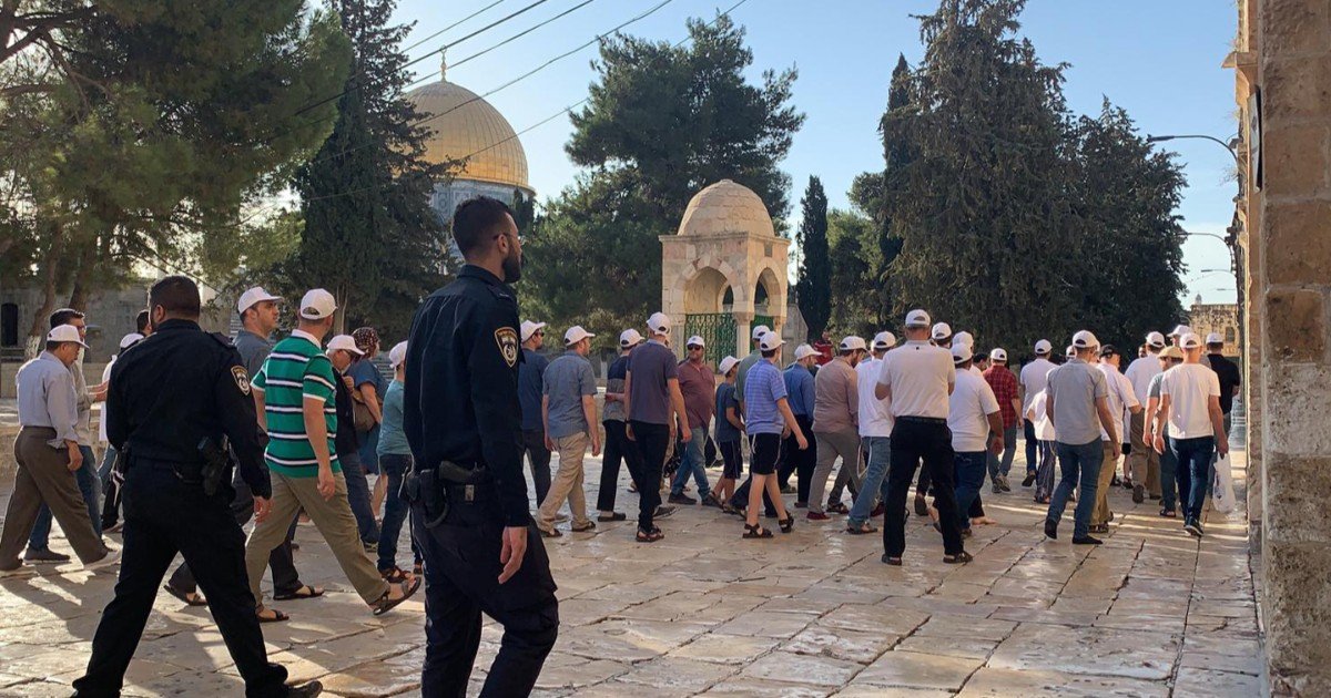 محافظة القدس تحذر من استغلال الأعياد اليهودية لفرض وقائع جديدة في الأقصى والقدس