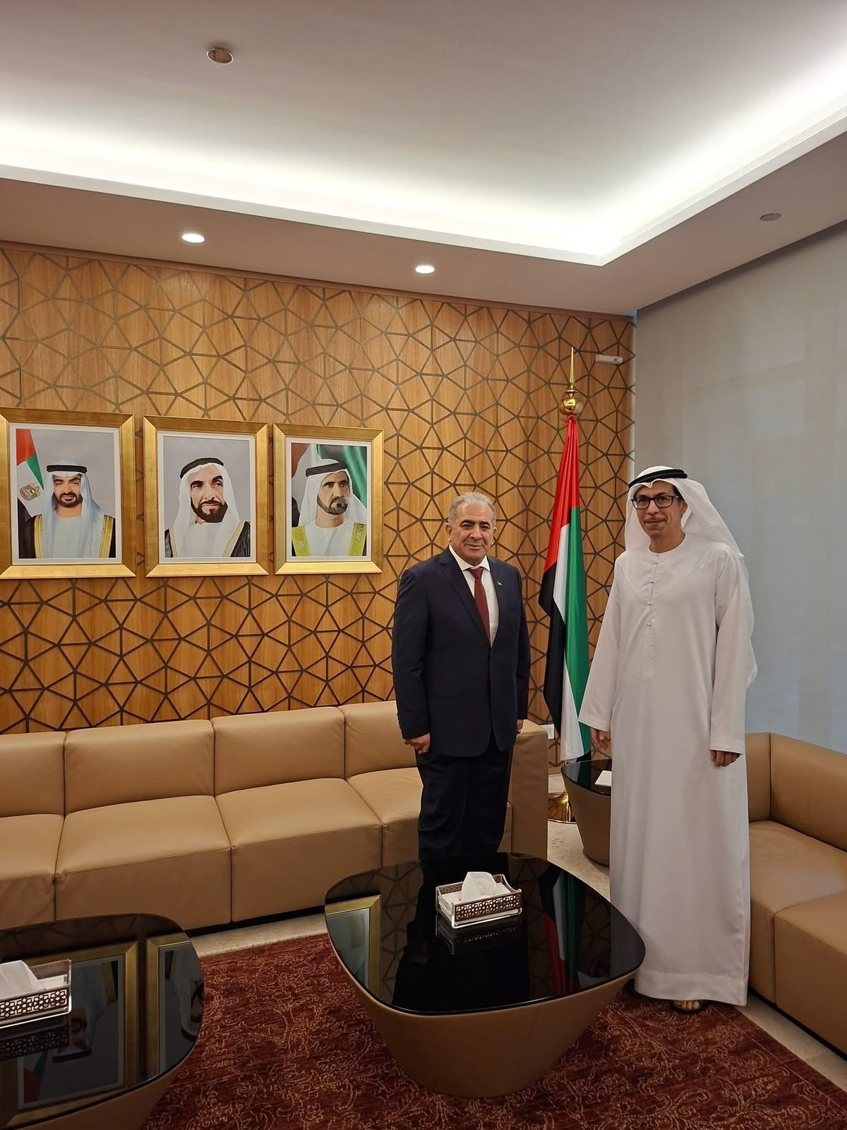 السفير الاسعد يلتقي السفير الاماراتي في لبنان