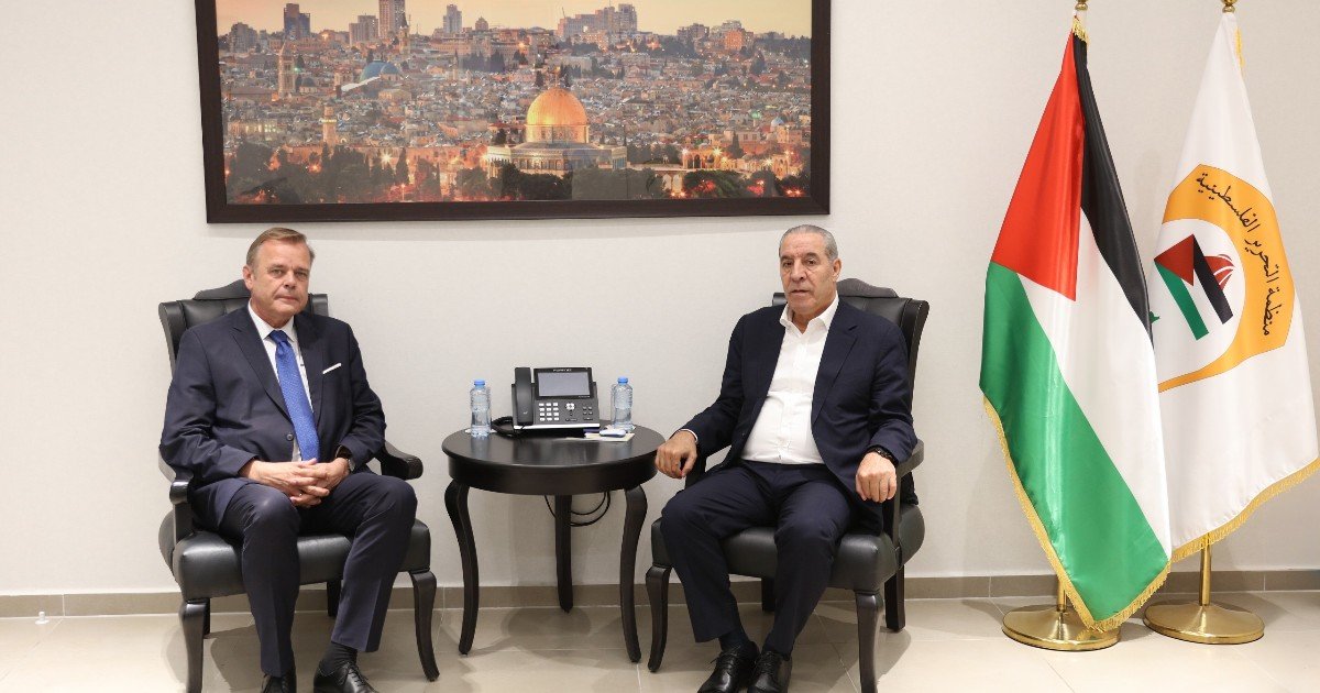 الشيخ يلتقي رئيس مكتب تمثيل هولندا لدى فلسطين