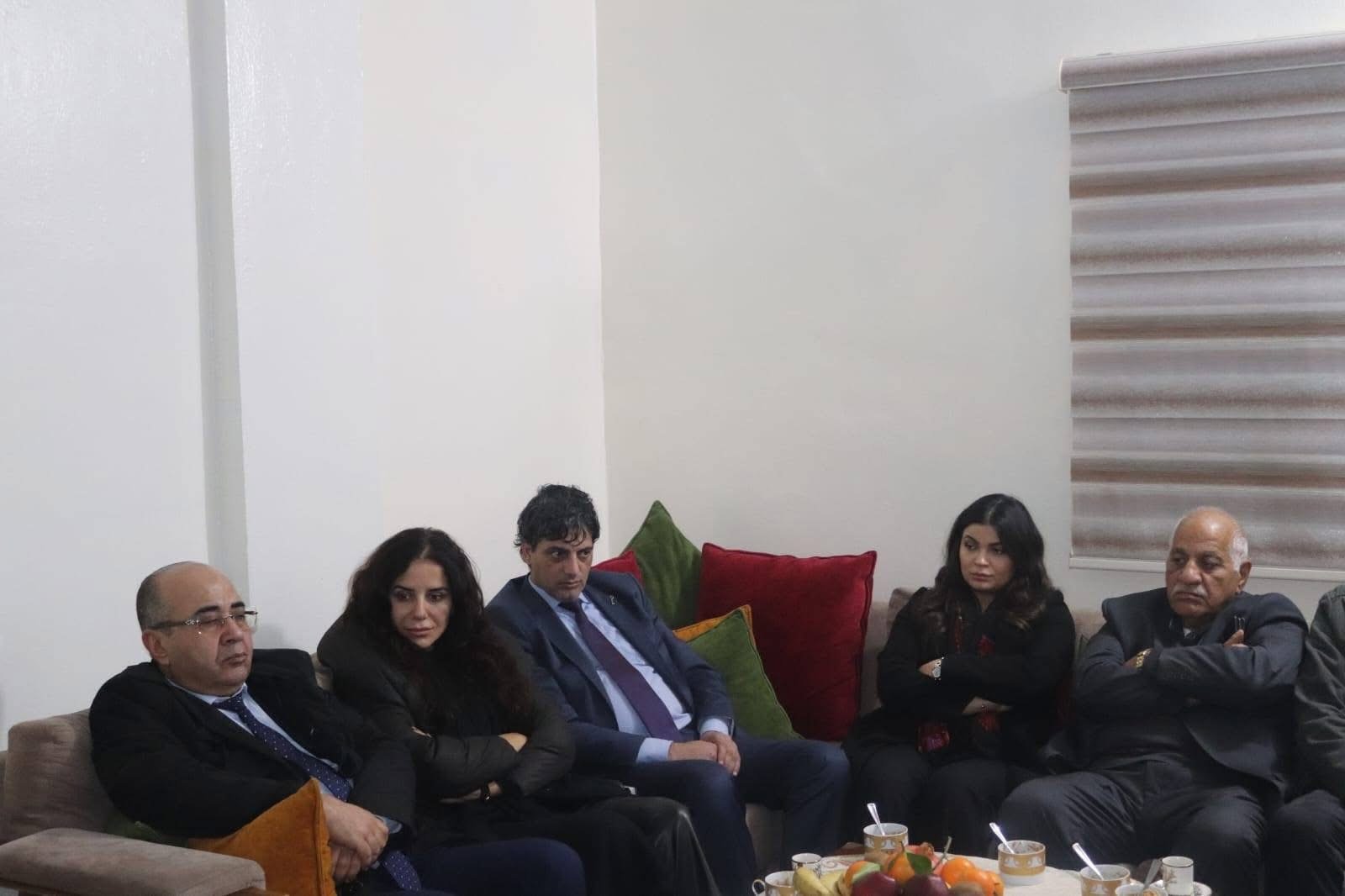 السفير الاسعد يزور مخيم برج الشمالي ويلتقي اللجنة الشعبية