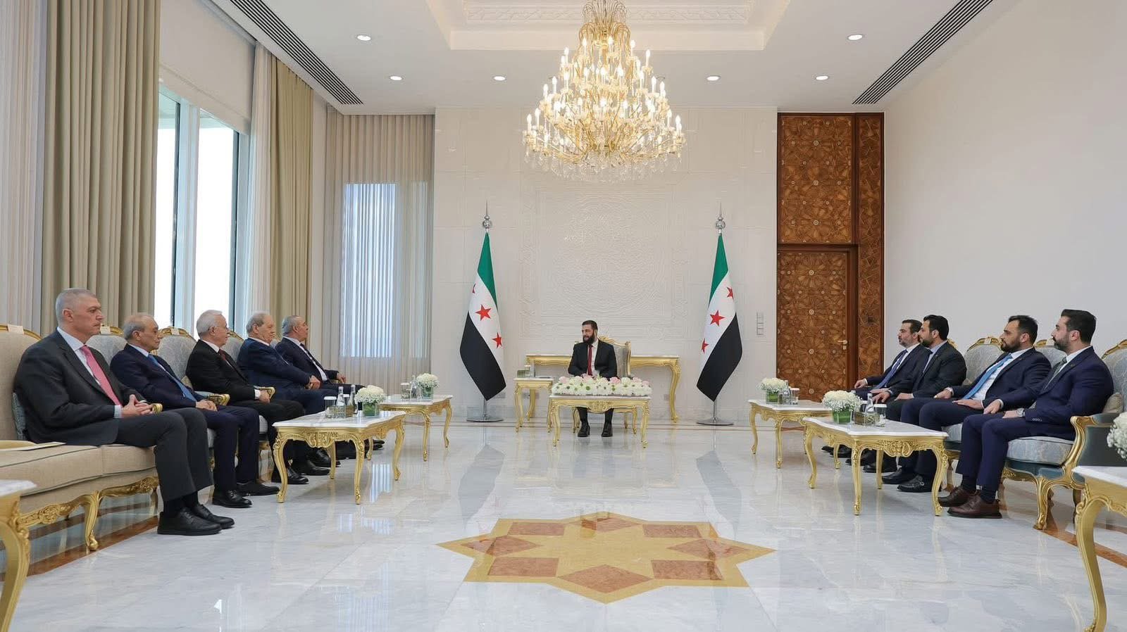 الشيخ يبحث مع الرئيس السوري آخر التطورات بالمنطقة