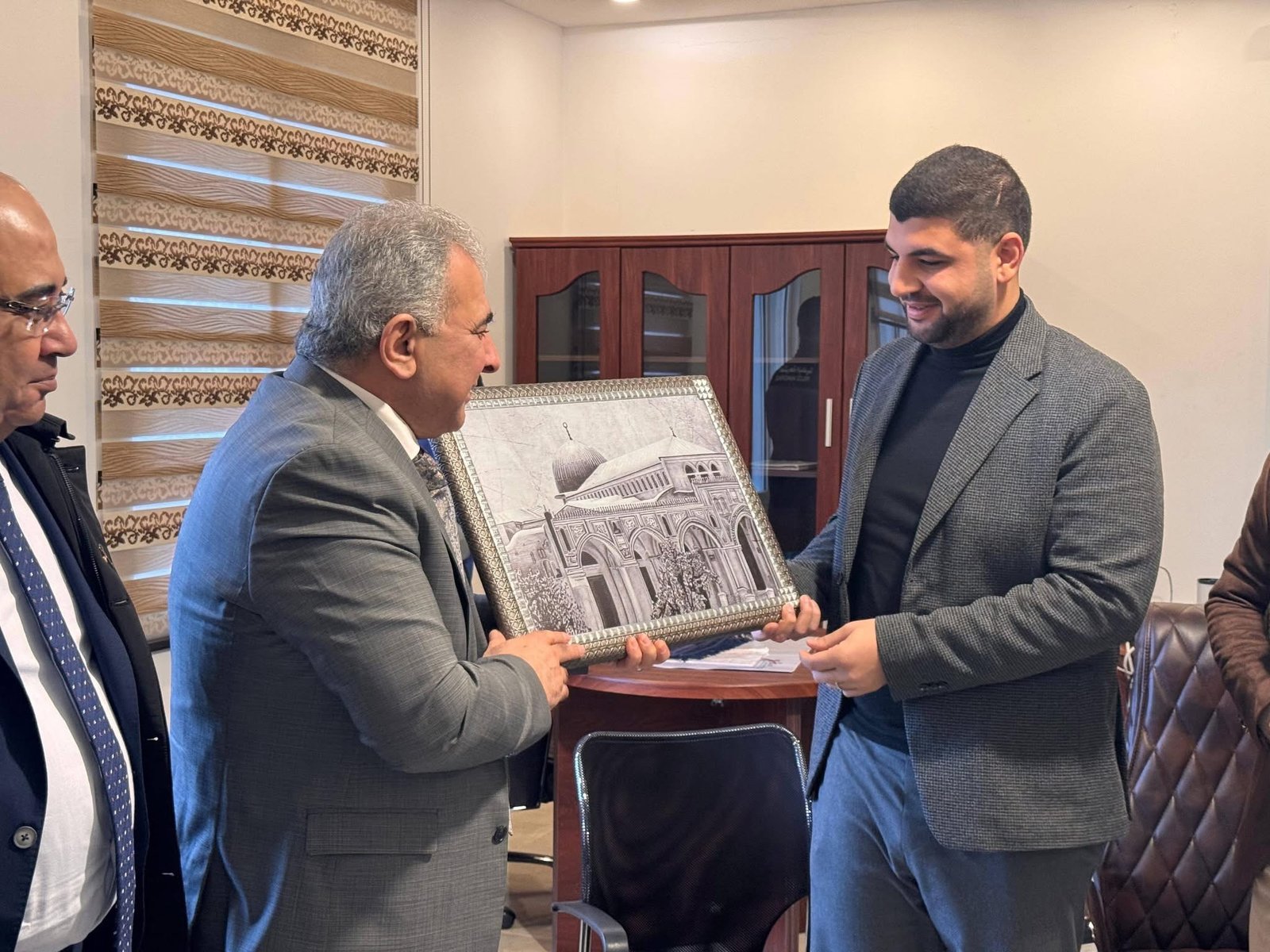 السفير الاسعد يزور بلدية برج الشمالي ويلتقي مجلسها البلدي