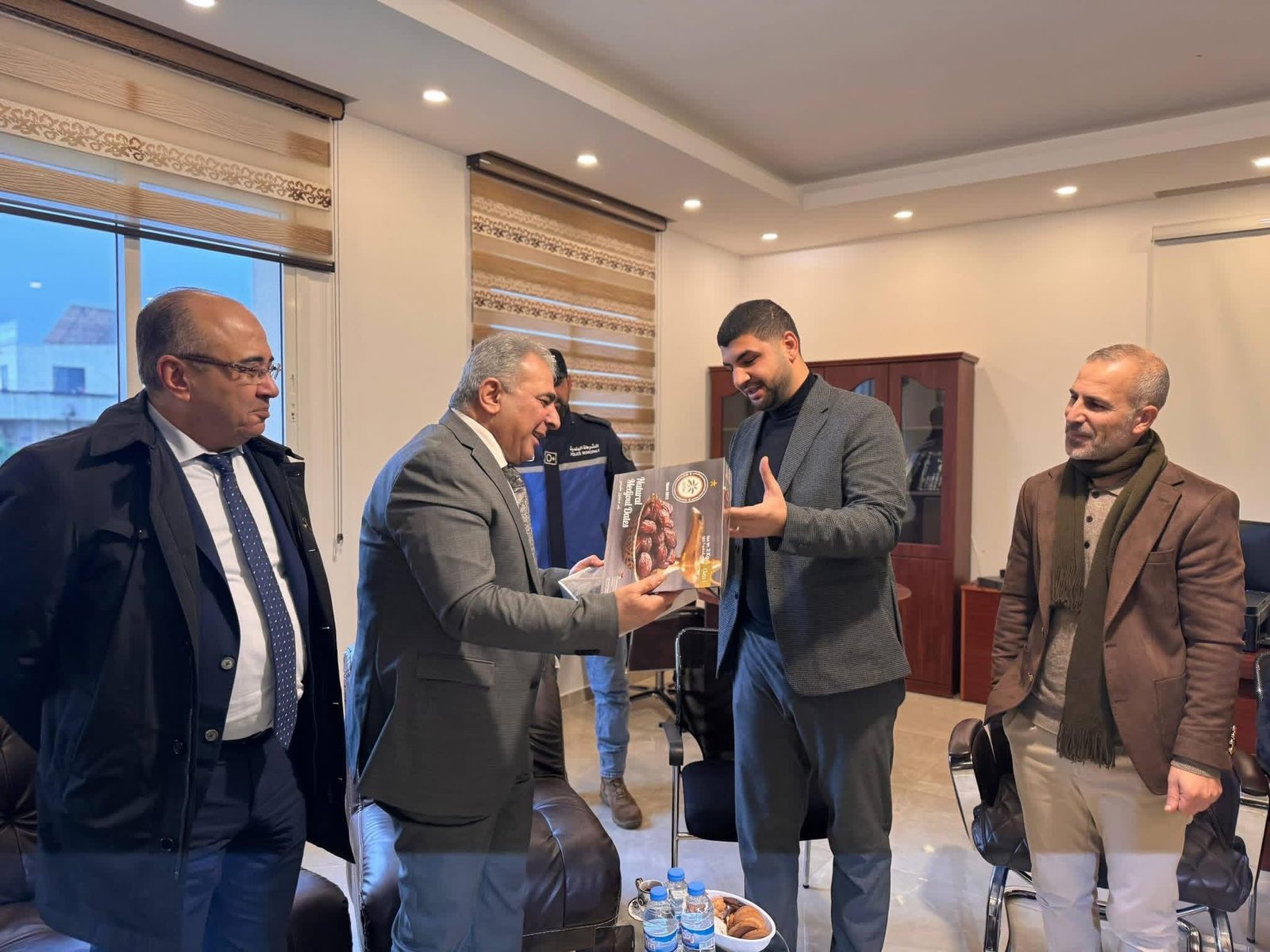 السفير الاسعد يزور بلدية برج الشمالي ويلتقي مجلسها البلدي