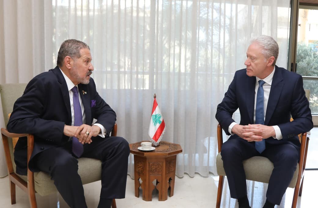 وزير الخارجية اللبناني يستقبل الممثل الخاص للرئيس محمود عباس