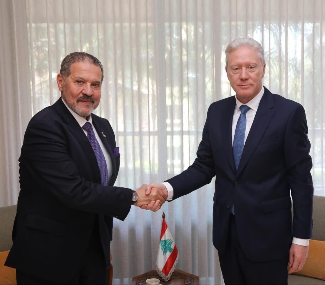 وزير الخارجية اللبناني يستقبل الممثل الخاص للرئيس محمود عباس