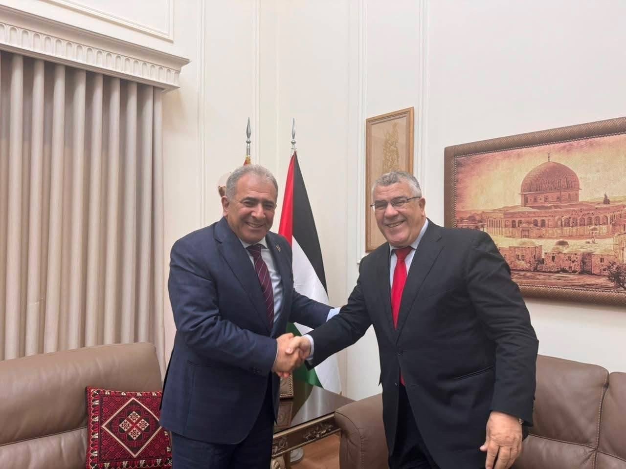 السفير الاسعد يستقبل سفير الجزائر في لبنان