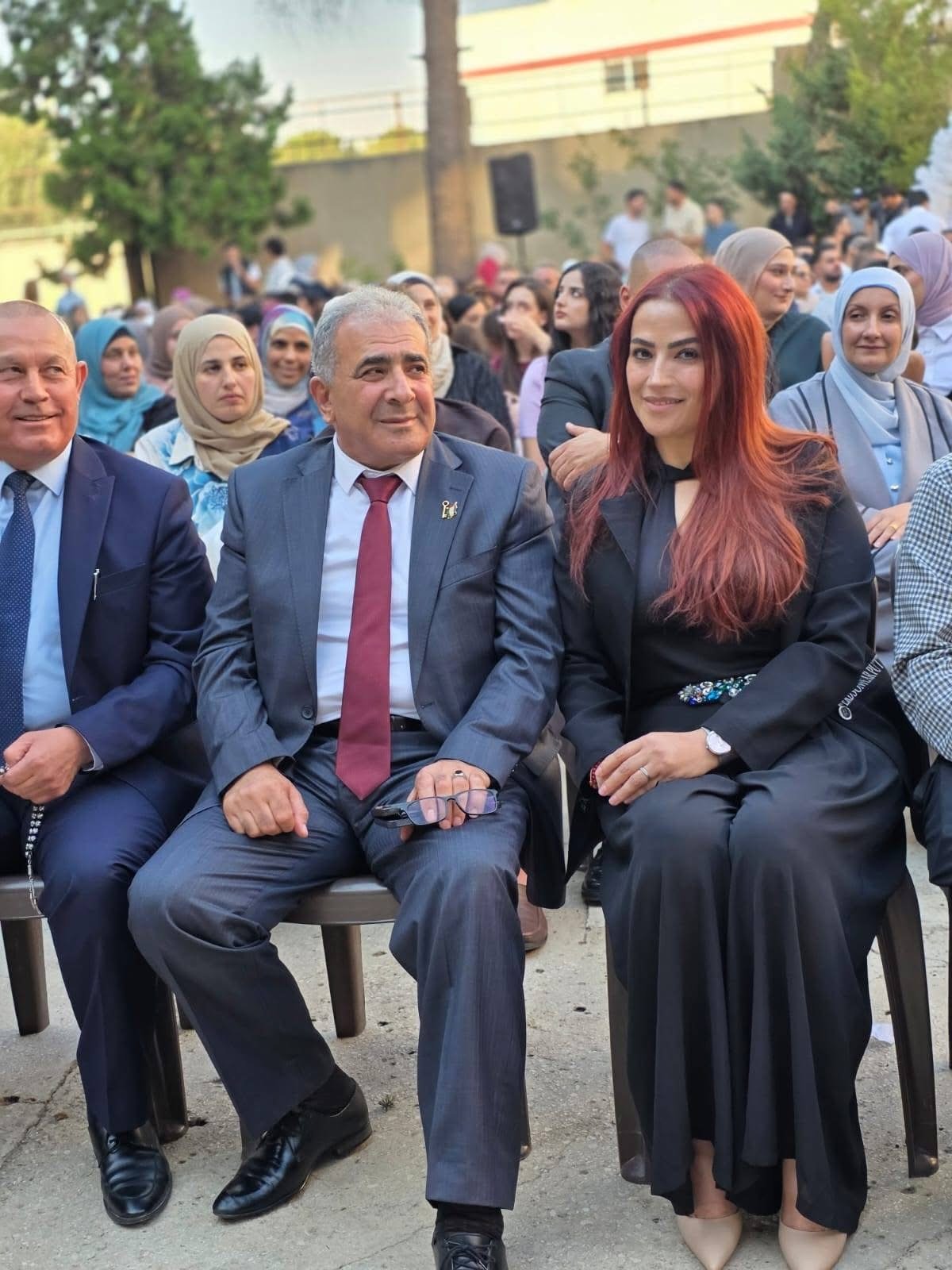 السفير الاسعد يشارك في حفل تخرج طلاب ثانوية بر الياس الرسمية - Image 9