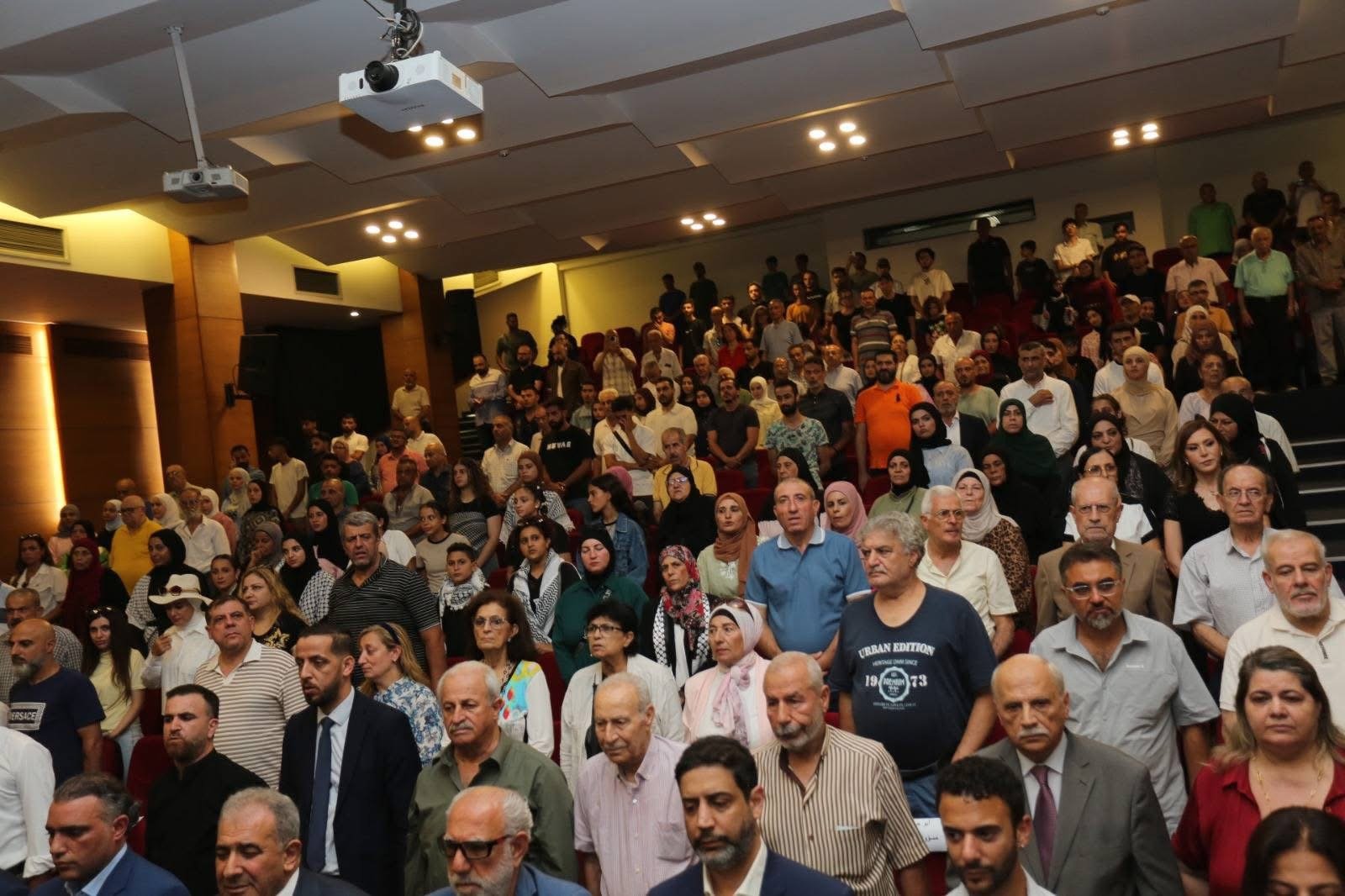 أمسية وطنية في طرابلس وفاءً للفنان الراحل أحمد قعبور وتكريماً لمسيرته الفنية والوطنية - Image 17