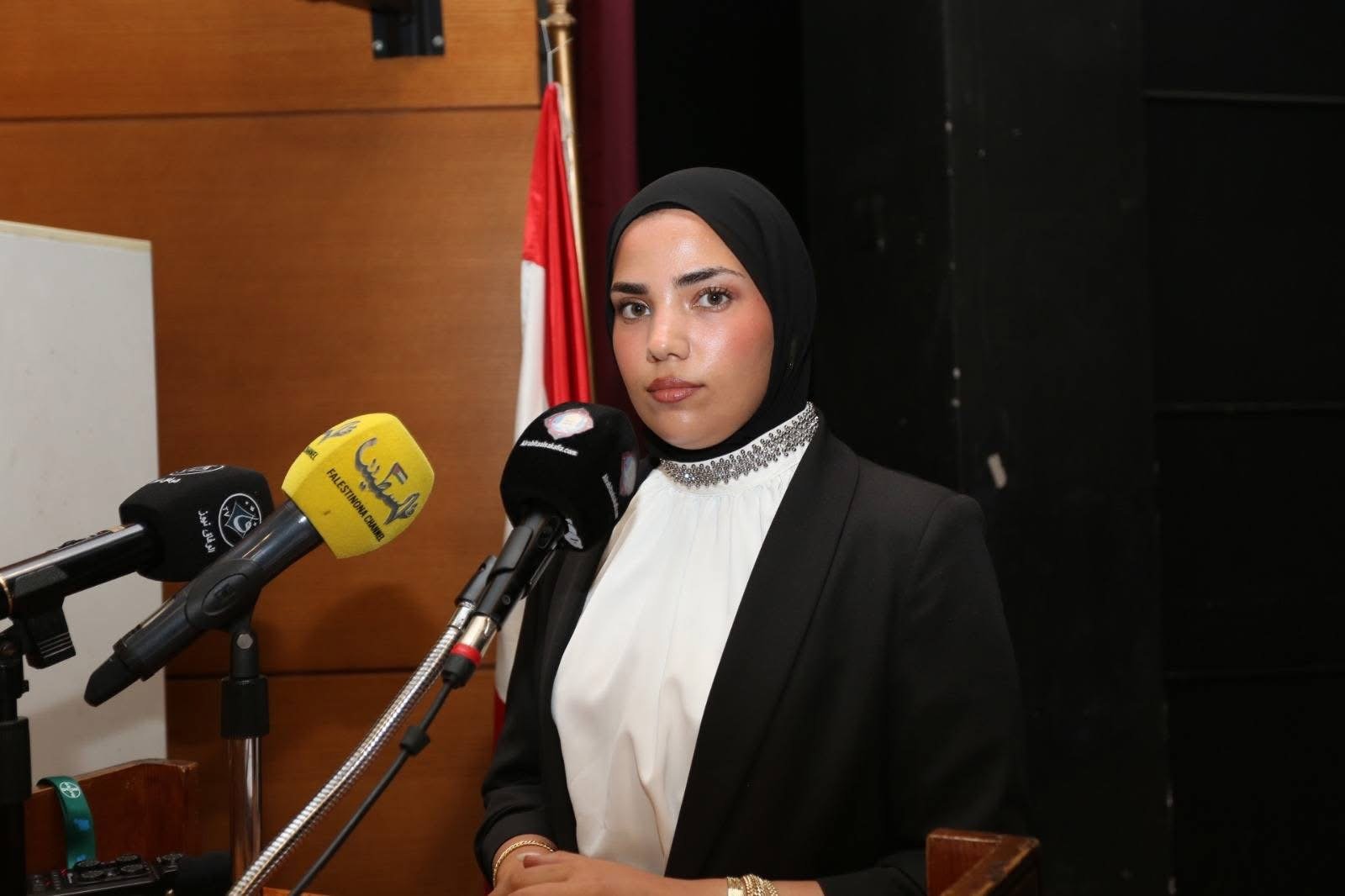 أمسية وطنية في طرابلس وفاءً للفنان الراحل أحمد قعبور وتكريماً لمسيرته الفنية والوطنية - Image 17