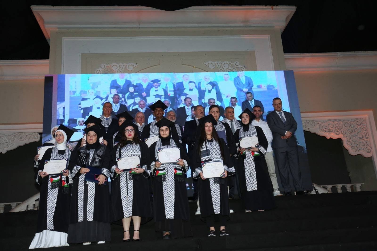 ‎مؤسسة محمود عباس تحتفل بتخريج طلبتها ضمن دفعة "رواد الأمل والعودة" - Image 18