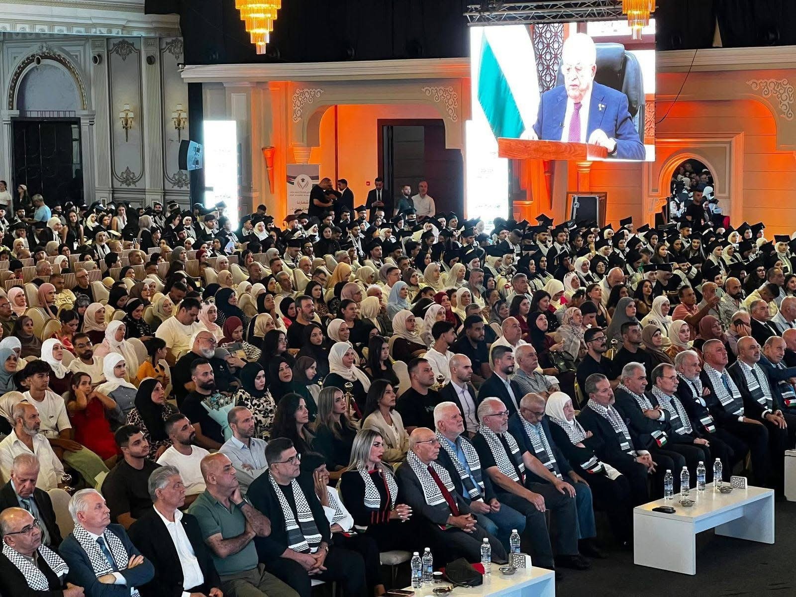 ‎مؤسسة محمود عباس تحتفل بتخريج طلبتها ضمن دفعة "رواد الأمل والعودة" - Image 9