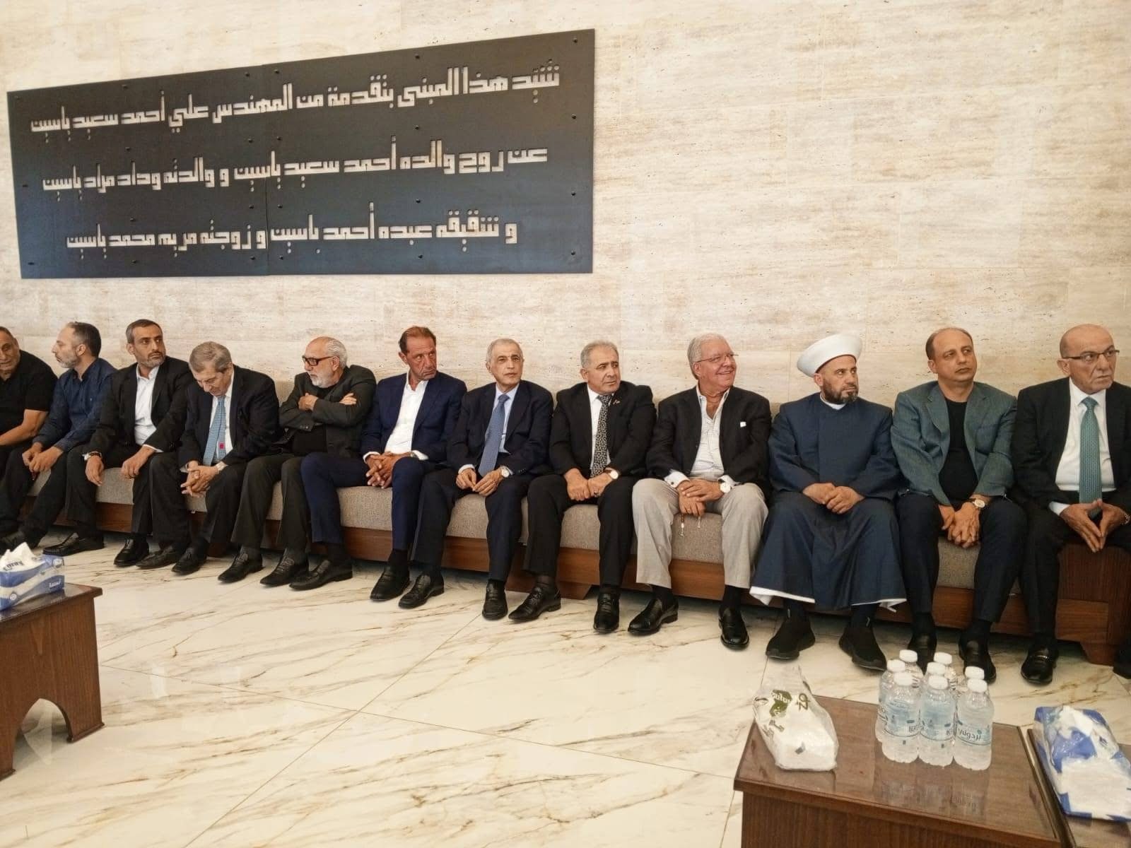 السفير الأسعد يعزي مفتي زحلة والبقاع سماحة الشيخ الدكتور علي الغزاوي بوفاة والده - Image 15