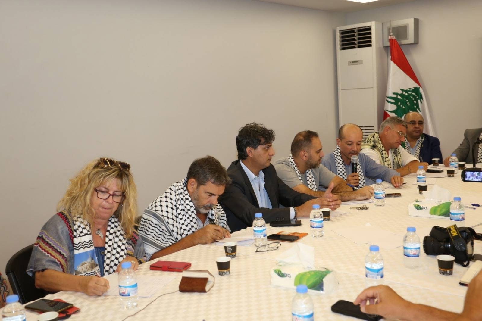 السفير الاسعد يستقبل لجنة كي لا ننسى صبرا وشاتيلا - Image 12