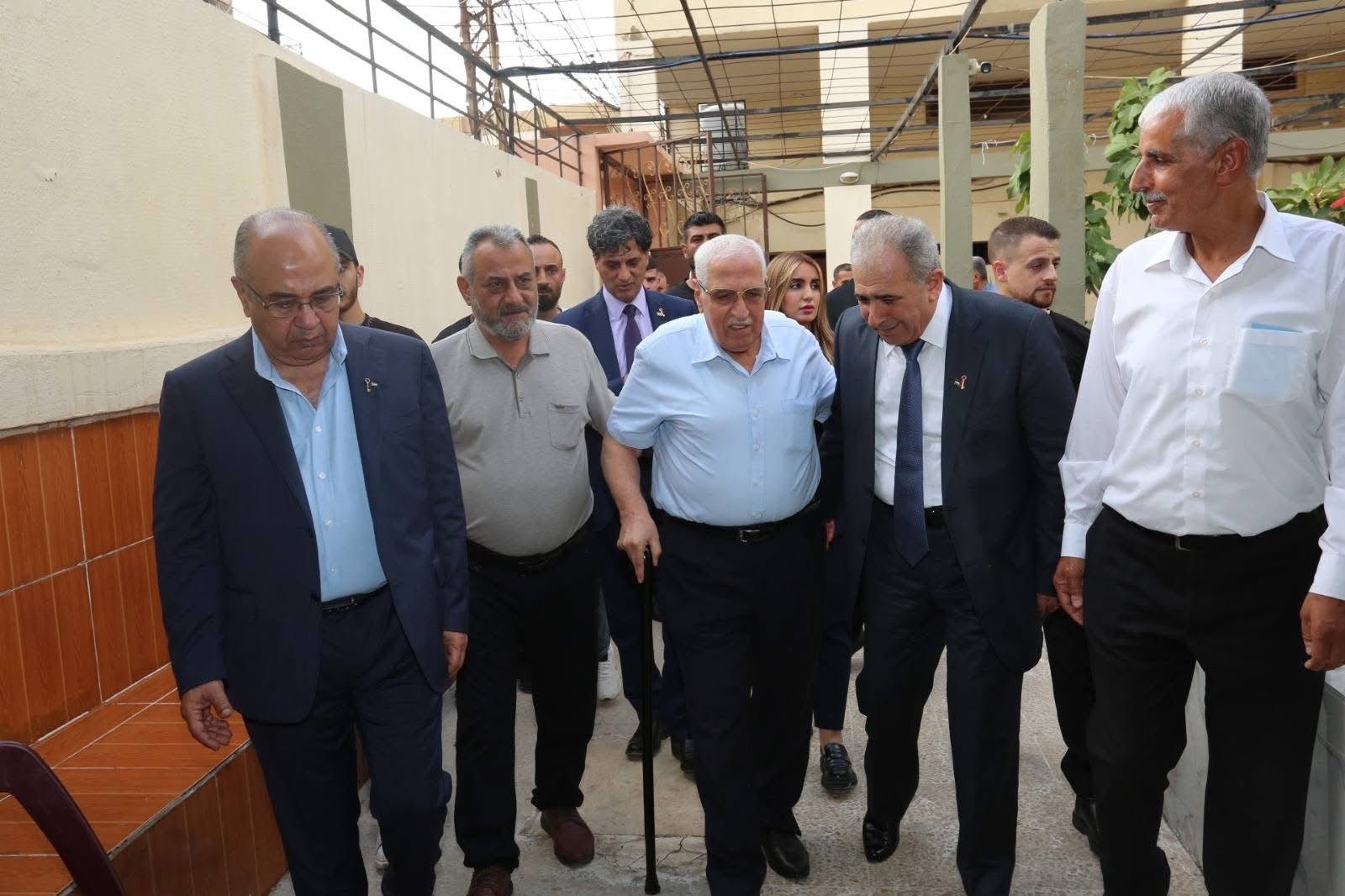 السفير الاسعد يتفقد ابناء شعبنا في مخيم نهر البارد - Image 13