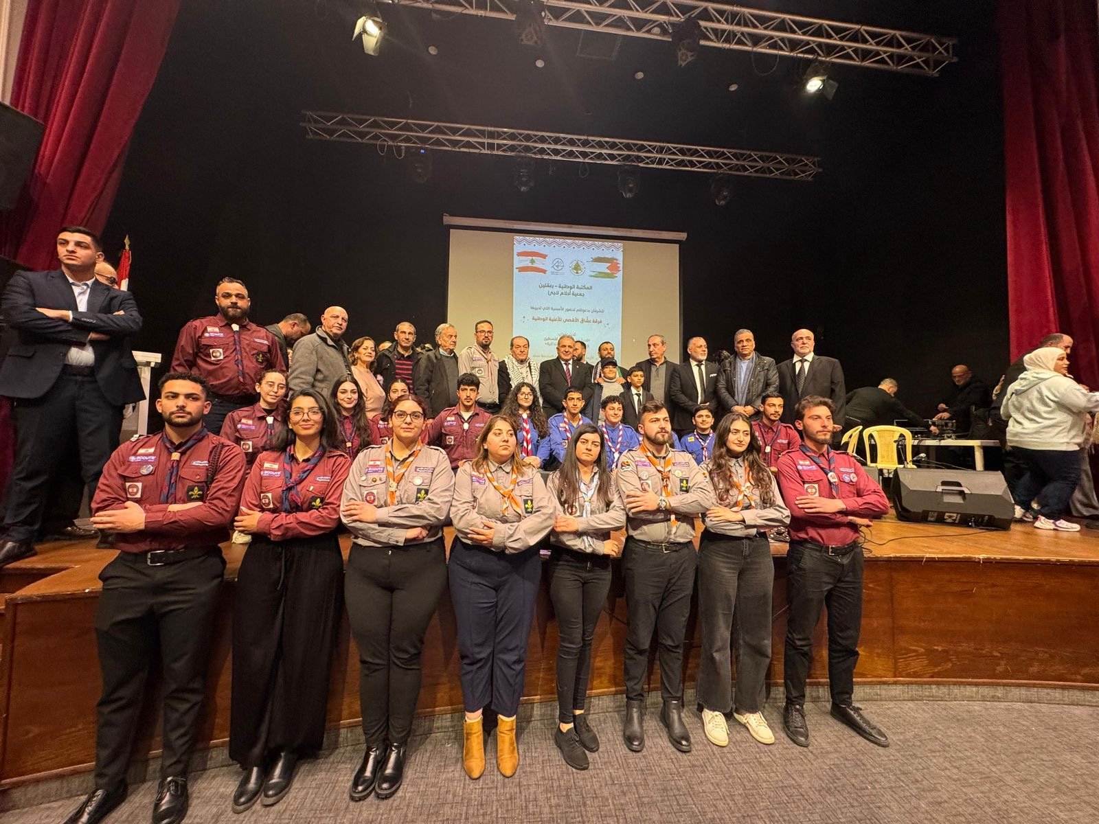 فرقة عشاق الاقصى تحيي امسية فنية وطنية في مكتبة بعقلين الوطنية