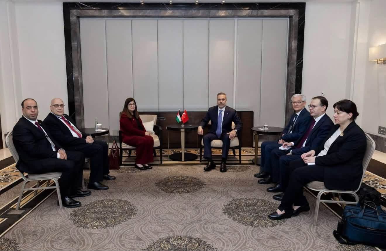 وزيرة الخارجية والمغتربين تبحث مع نظيرها التركي مستجدات الأوضاع في فلسطين على هامش مؤتمر إسطنبول التاسع للوساطة