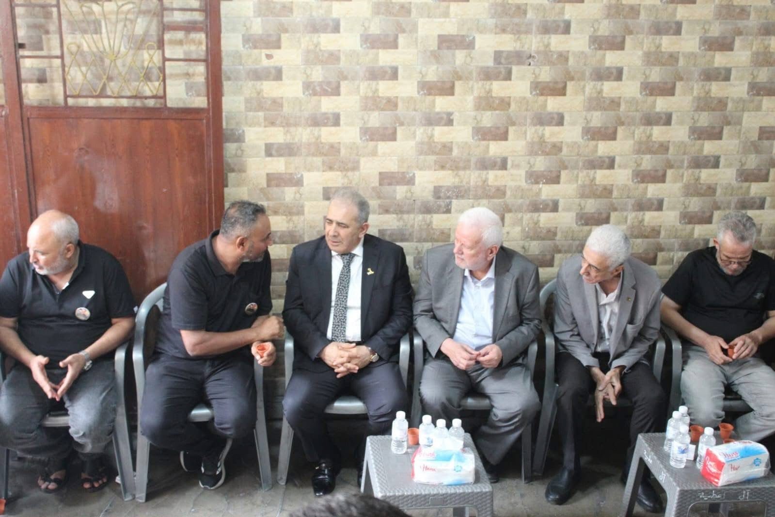 بتوجيهات من الرئيس: السفير الاسعد يعزي عائلة الشهيد علاء الدين النابلسي في مخيم البص جنوب لبنان - Image 10