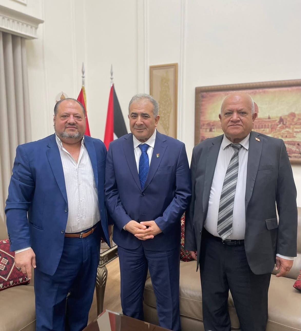 السفير الفلسطيني يبحث مع الدكتور أحمد علوان والأخ حسين عثمان التطورات الفلسطينية - Image 3
