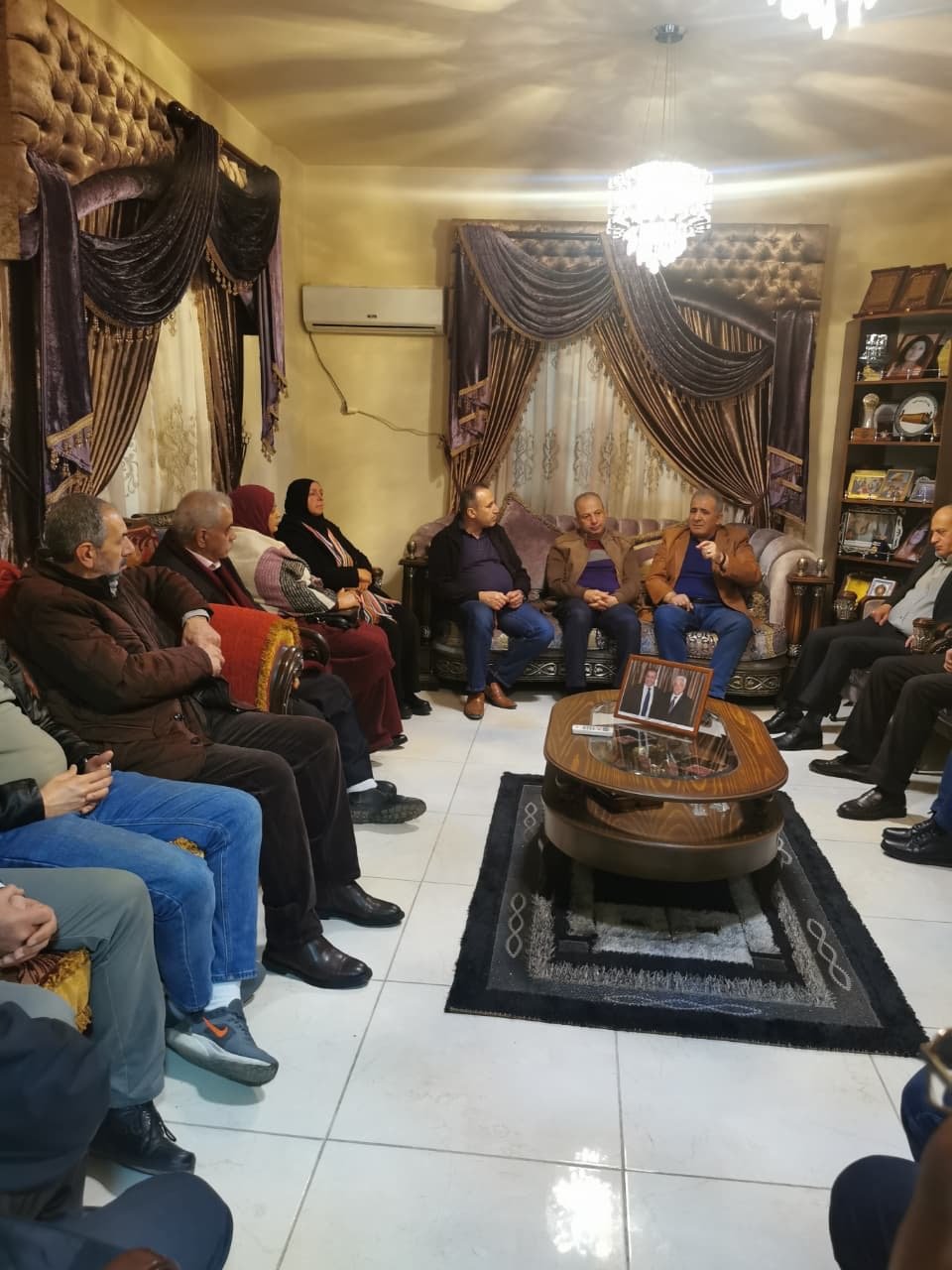 السفير الاسعد يستقبل قيادة حركة فتح في منطقة البقاع للتهنئة بشهر رمضان المبارك