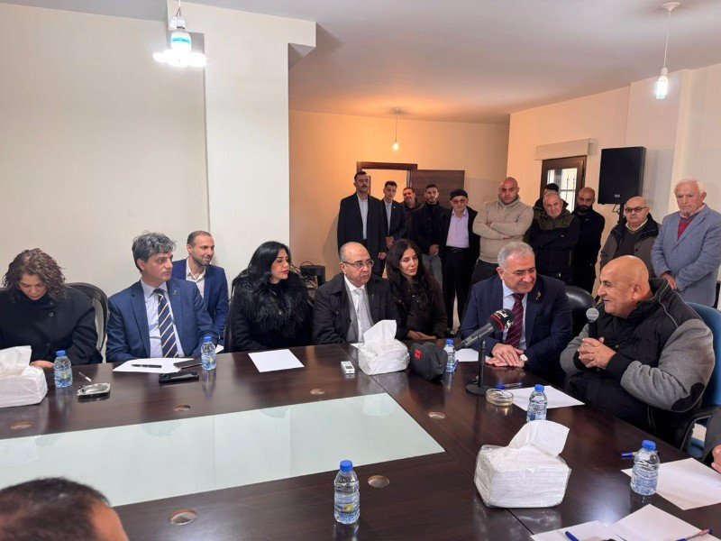 السفير الاسعد يزور بلدة العيشية على رأس وفد ويهنئ المجلس البلدي بمناسبة الاعياد المجيدة