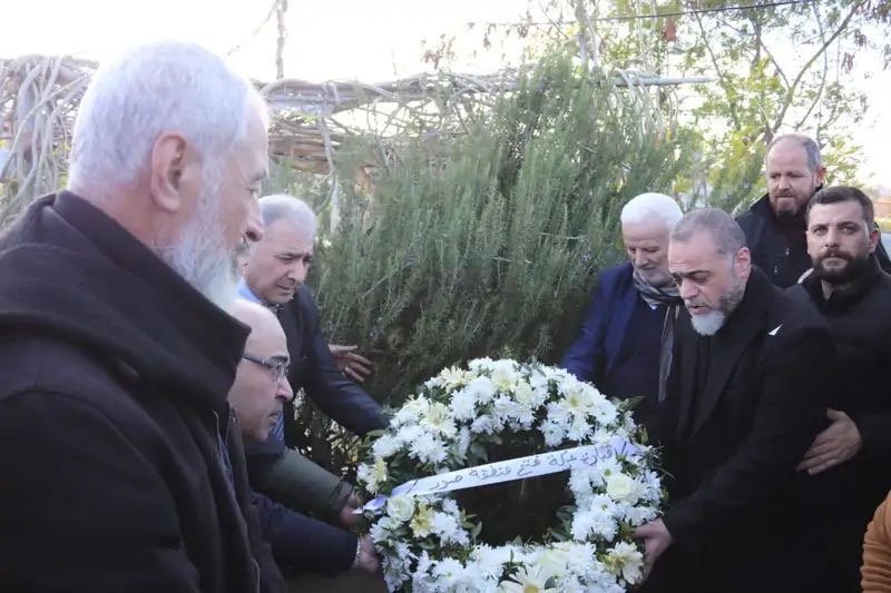 حركة “فتح” تشيع اللواء إياد العينين “أبو علي” في تجمع المعشوق بمشاركة جماهيرية واسعة