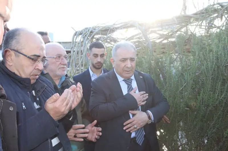 حركة “فتح” تشيع اللواء إياد العينين “أبو علي” في تجمع المعشوق بمشاركة جماهيرية واسعة