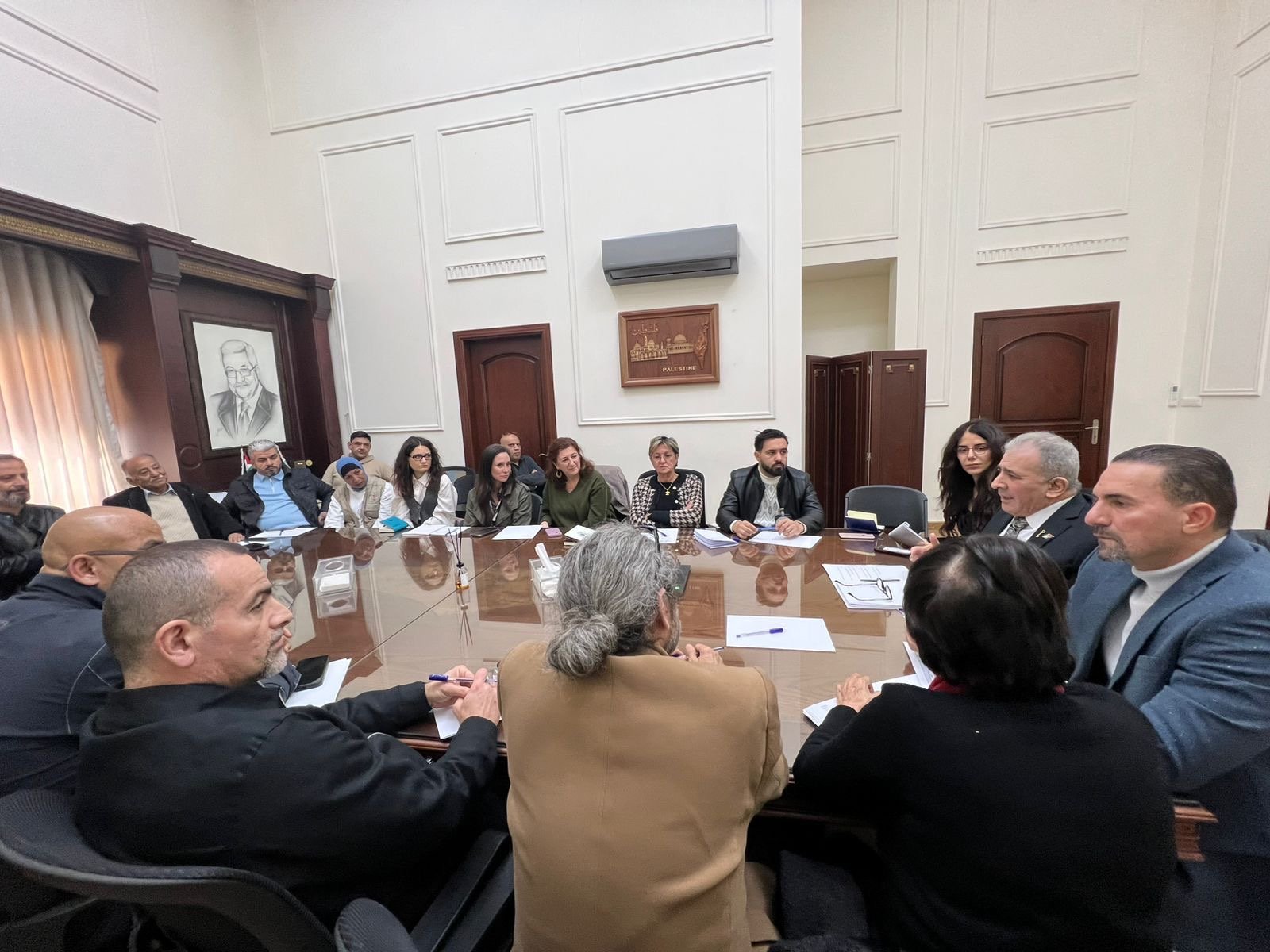 السفير الاسعد يعقد لقاء تنسيقيا مع مؤسسات المجتمع المدني الفلسطيني